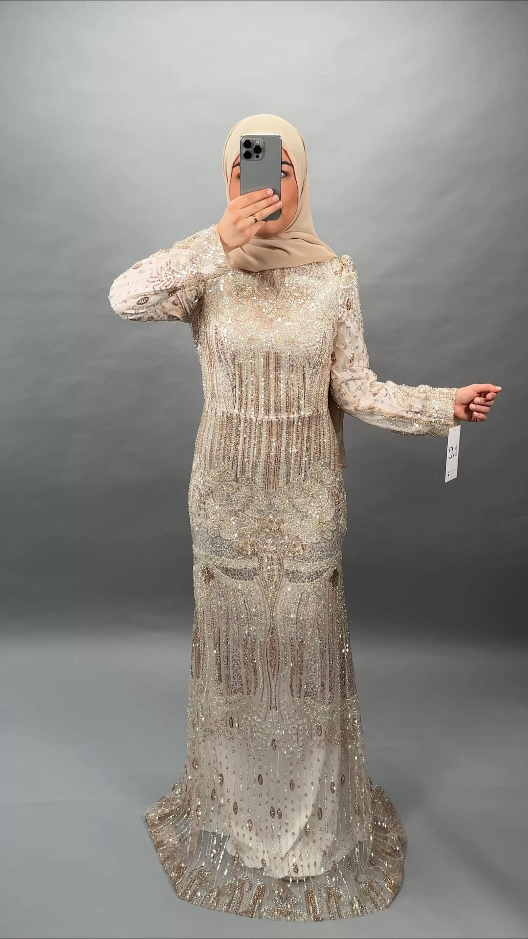 Aura aftenkjole beige