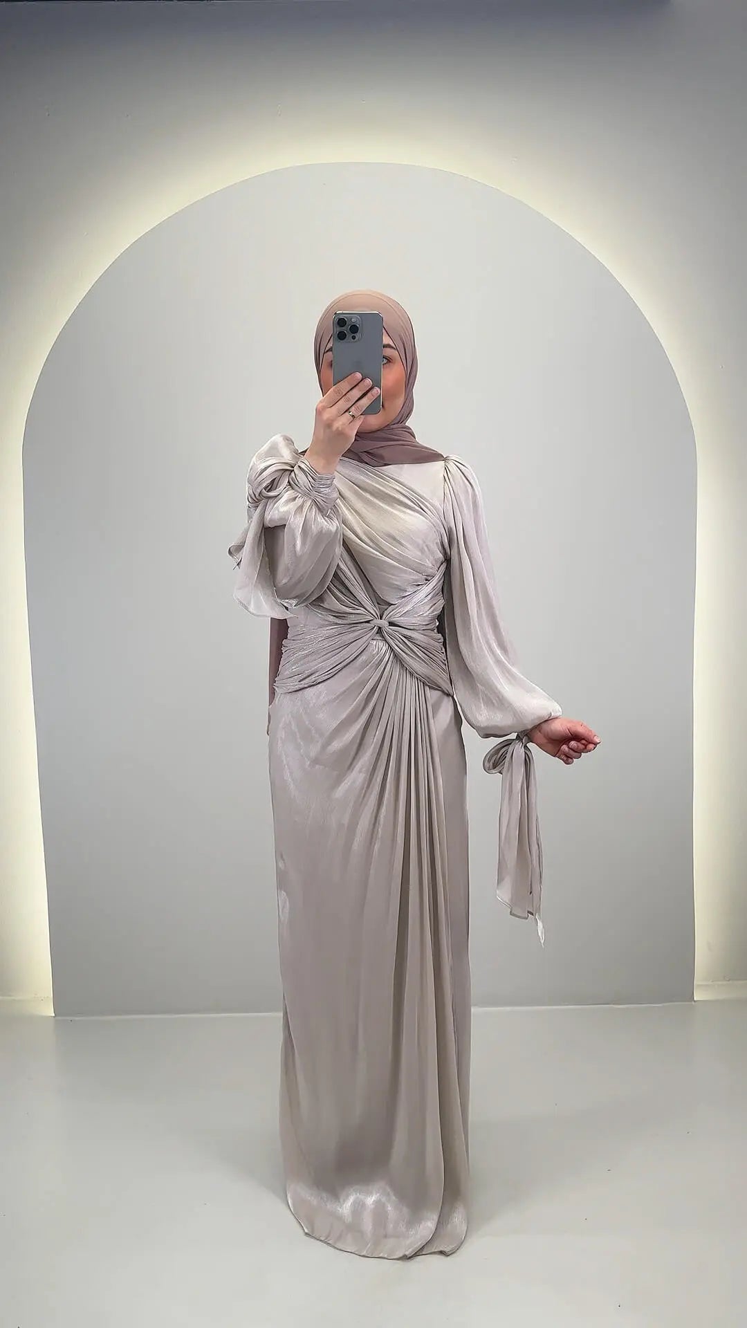 Yildiz Aftenkjole Beige 01