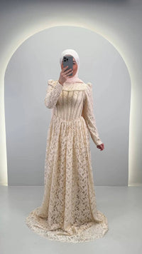 Mina aftenkjole Beige