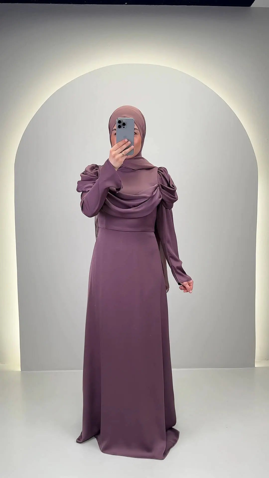 Esma Aftenkjole Berry
