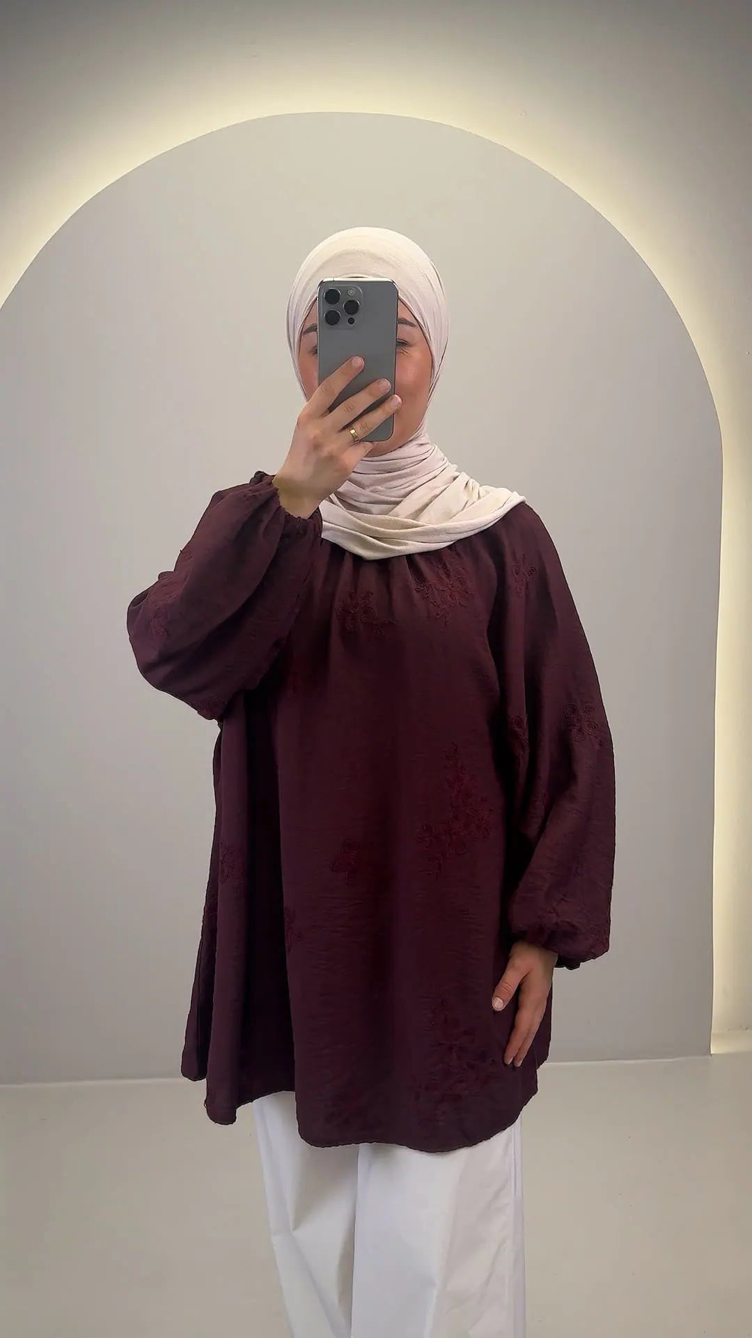 Inayara Üst
