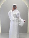 Nesa Abaya Hvid